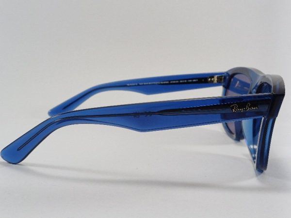 عینک آفتابی ری بن بوی فرند ریورس
مدلrayban boyfriend reverse
عدسی معکوس